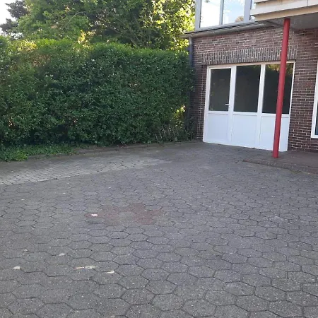 Ferienwohnung Mittelpunkt Schortens Exterior photo